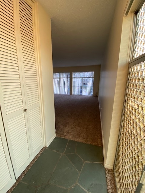 Building Photo - Beautiful 2 Bed 1 Bath Available Now