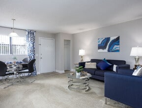 Building Photo - Woodlake Village