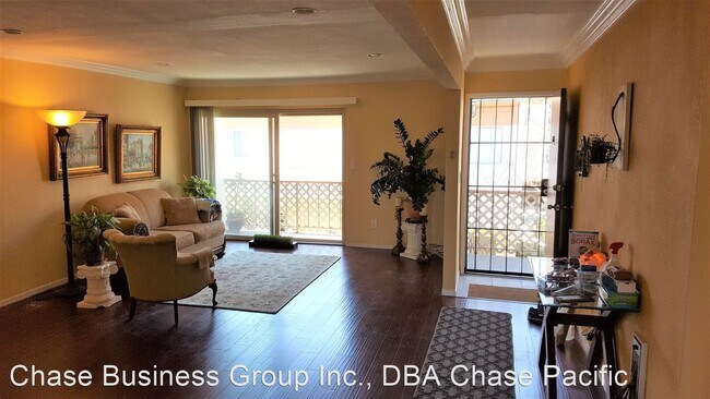 Building Photo - 2 br, 2 bath House - 4170 Mt. Alifan Place #J
