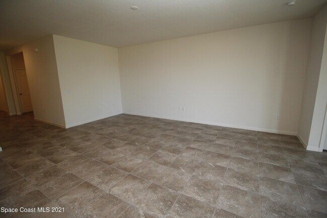 Foto del edificio - 708 Acadia Ct SE
