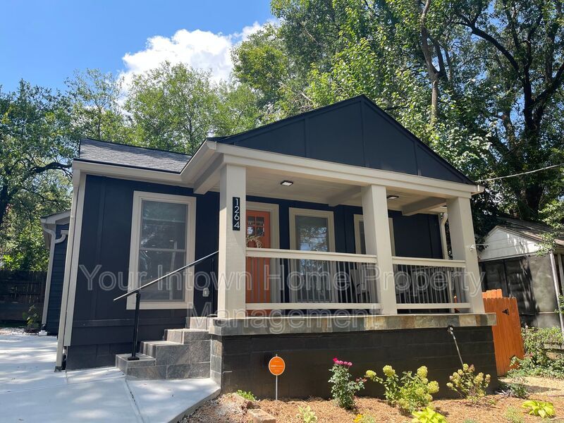 Photo - 1264 Lyle Place NW