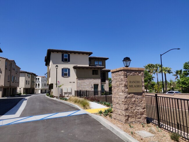 Building Photo - 13480 Lopelia Meadows Pl