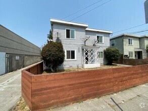 Building Photo - 1211 Ashby Ave