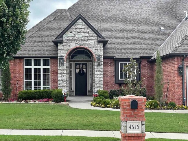 Foto del edificio - 4616 Caveat Dr