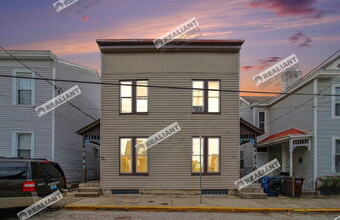 Building Photo - 320 Lafayette Ave