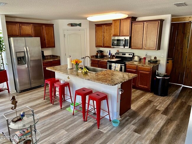 Building Photo - 166 Green Palm Ct