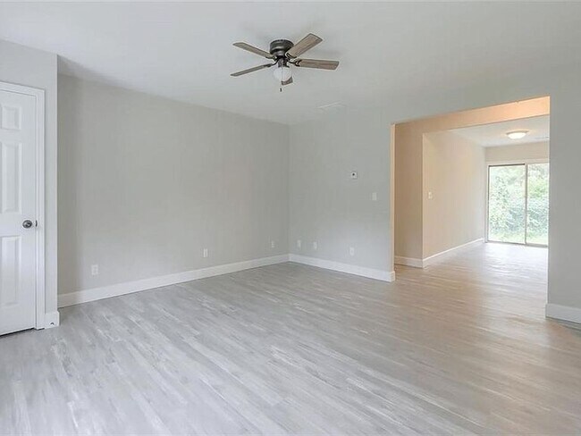 Foto del edificio - 4056 Dallas Acworth Hwy NW