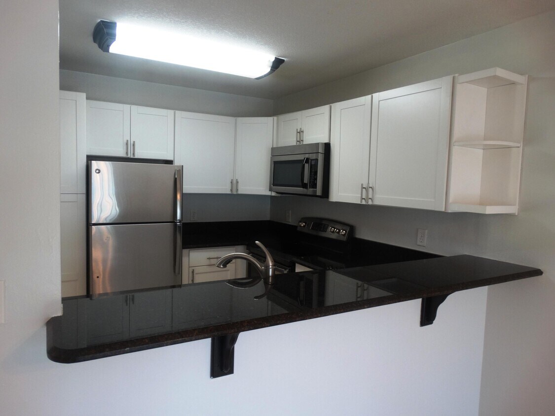 Foto principal - 1845 Robalo Dr