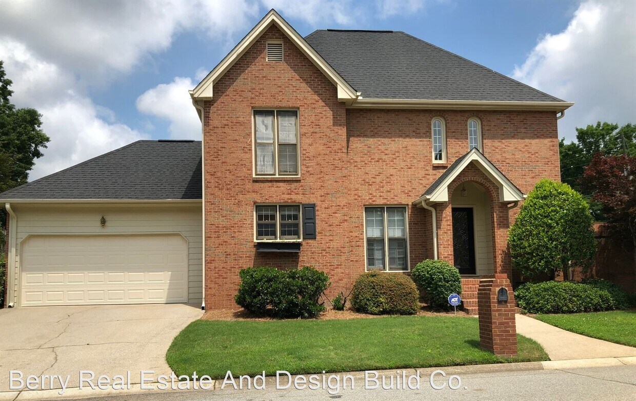 Primary Photo - 3 br, 2.5 bath House - 1412 Camden Walk