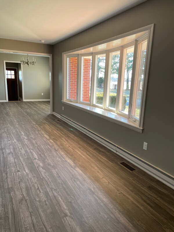 Foto del edificio - 28470 Lambs Meadow Rd