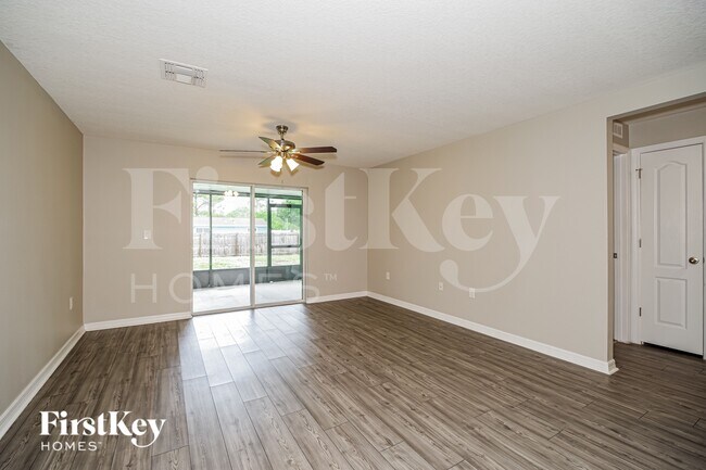 Foto del edificio - 280 Edgevale Rd SE