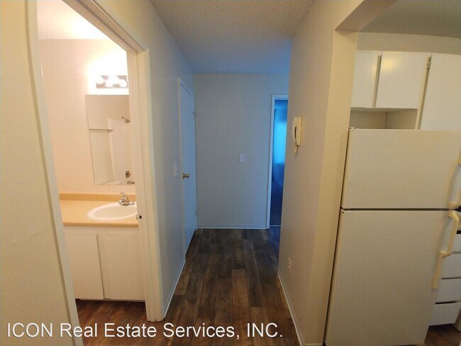 Foto del edificio - 1936 F St SE