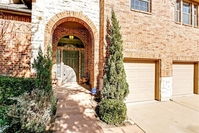Building Photo - 9686 Avalon Dr
