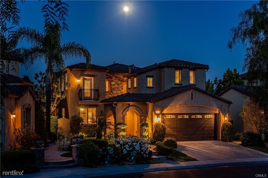 Primary Photo - 4 br, 3 bath House - 16 Sagitta Way
