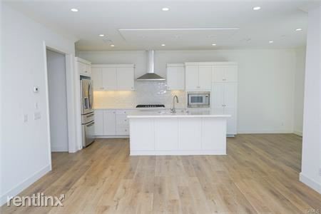 Building Photo - 3 br, 3 bath House - 78 Decker