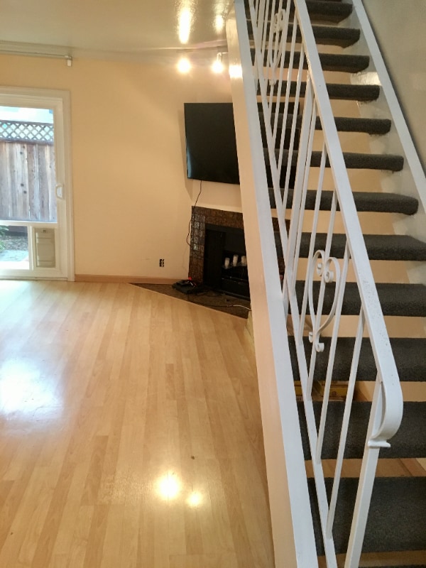 Building Photo - 447 Oak Ave