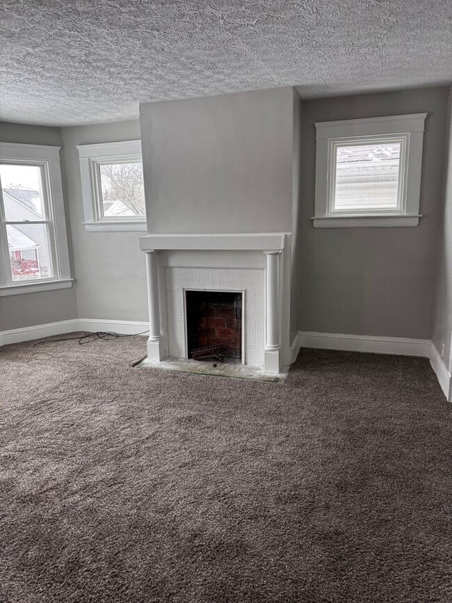 Building Photo - 10707 Hampden Ave