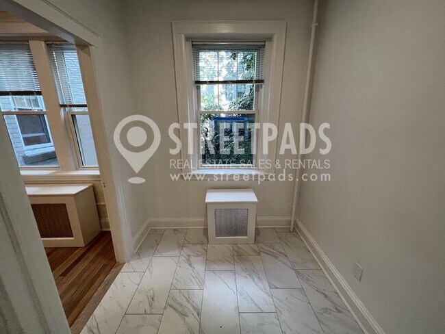 Foto del edificio - 1 bedroom in Boston MA 02135