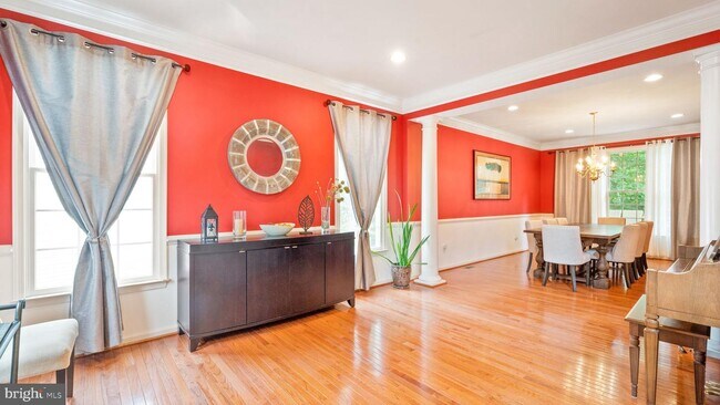 Foto del edificio - 12351 Firestone Ct