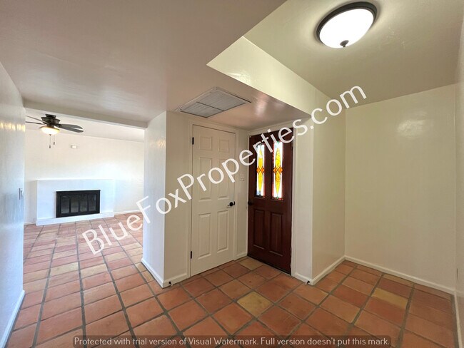 Foto del edificio - 2340 N Hampton St