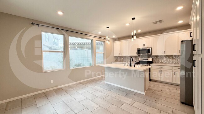 Building Photo - 4839 S Ferric