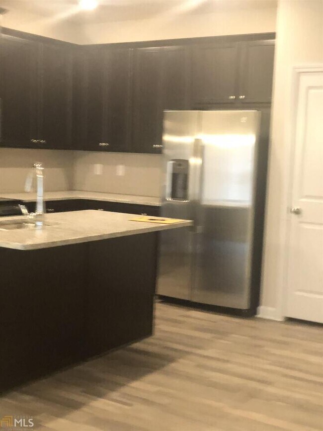 Foto del edificio - 4929 Elm Brook Dr