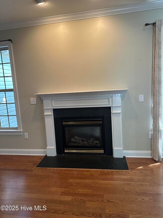 Building Photo - 8854 Plantation Landing Dr