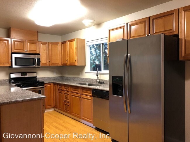 Building Photo - 4 br, 2 bath House - 14793 Grove Street