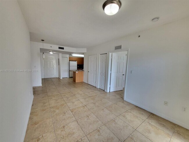 Foto del edificio - 435 SW 12th Ave