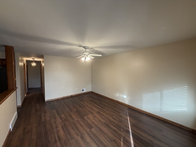 Building Photo - 27741 Delton St