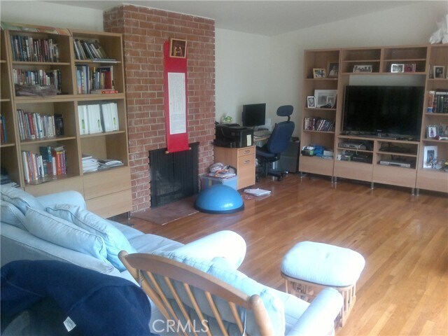 Foto del edificio - 2128 N Ardmore Ave