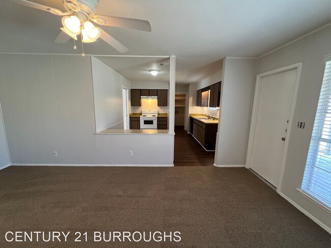 Building Photo - 3 br, 2 bath House - 8127 Golden Forest