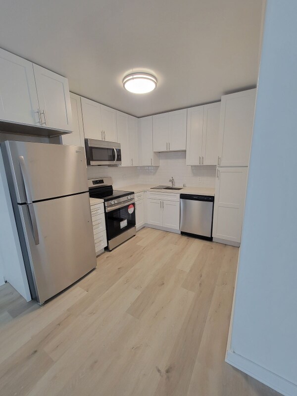 Foto del edificio - 2332 S Bentley Ave