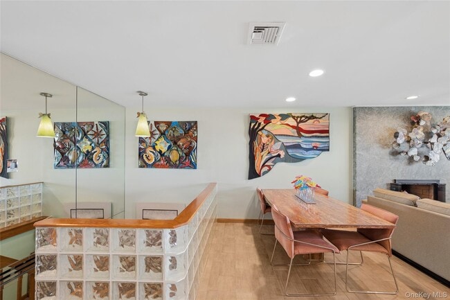 Building Photo - 615 Oceanfront