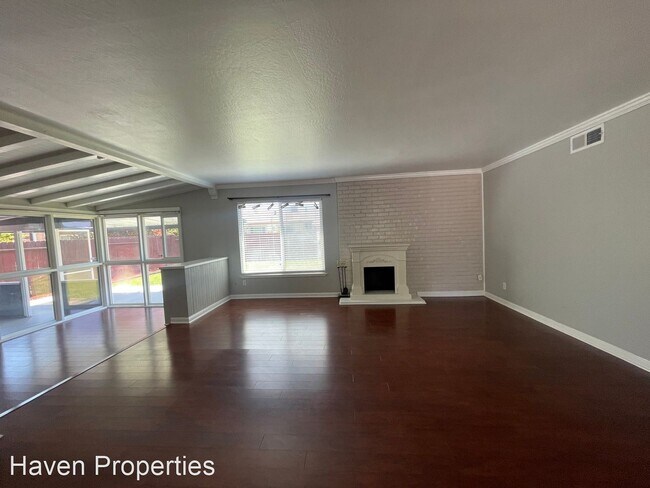 Building Photo - 3 br, 2 bath House - 4600 Forest Parkway