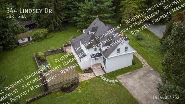 Building Photo - Berwyn Single Family- 3 bed 2 bath $3,500 ...