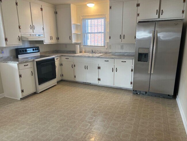 Foto del edificio - 614 Greenwich Cir