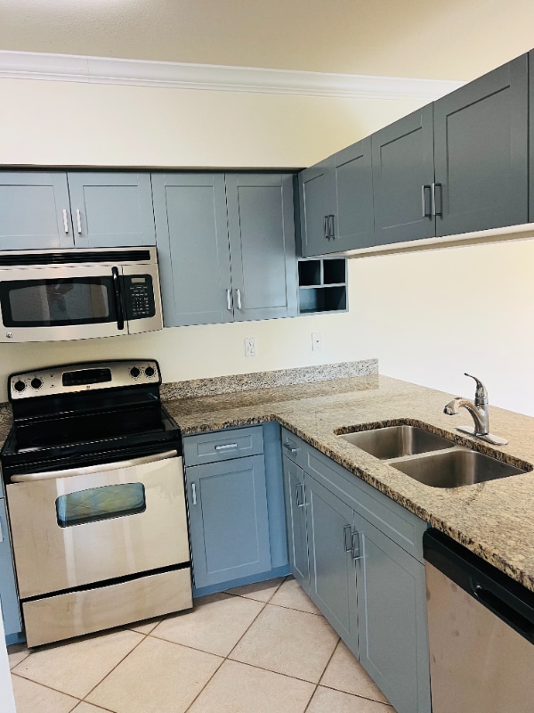 Building Photo - 6510 Emerald Dunes Dr