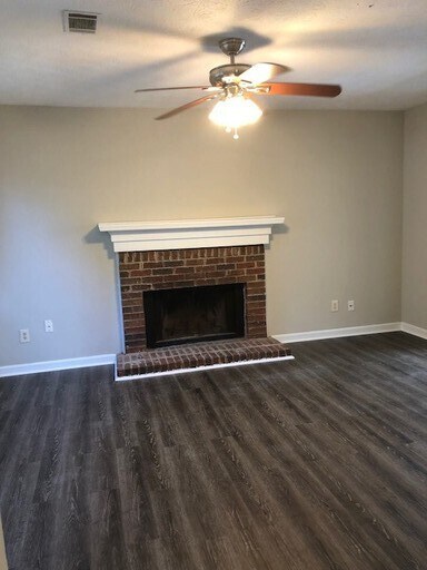 Foto del edificio - Newly Renovated 3br/2ba Ranch - Move-In Re...