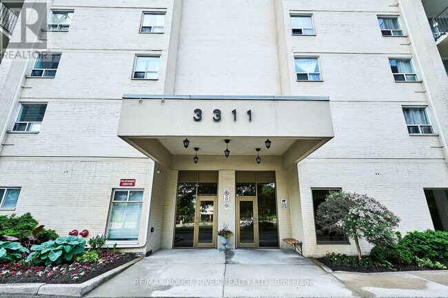 Photo du bâtiment - 3311-3311 Kingston Rd