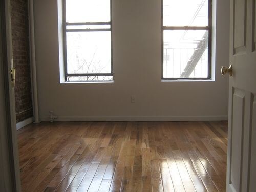 Primary Photo - 311 E 91st St