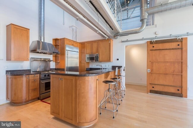 Building Photo - 2328 Champlain St NW