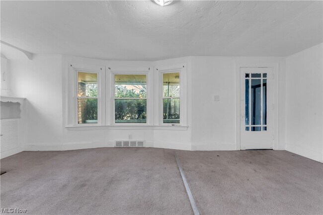 Foto del edificio - 3600 E 154th St