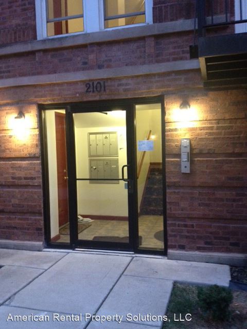 Building Photo - 2 br, 1 bath House - 2101 E 67th St #110 C...