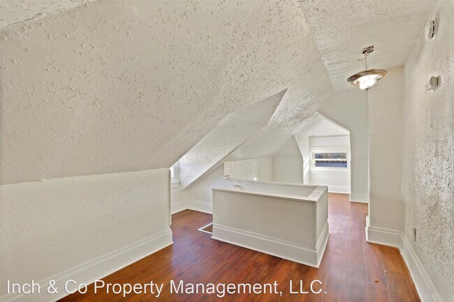 Building Photo - 4 br, 1.5 bath House - 2613 S 2nd St