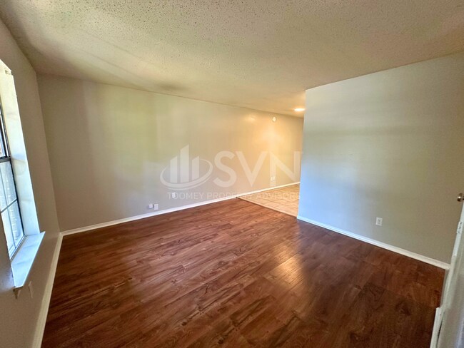 Foto del edificio - 6057 Scottsdale Ct