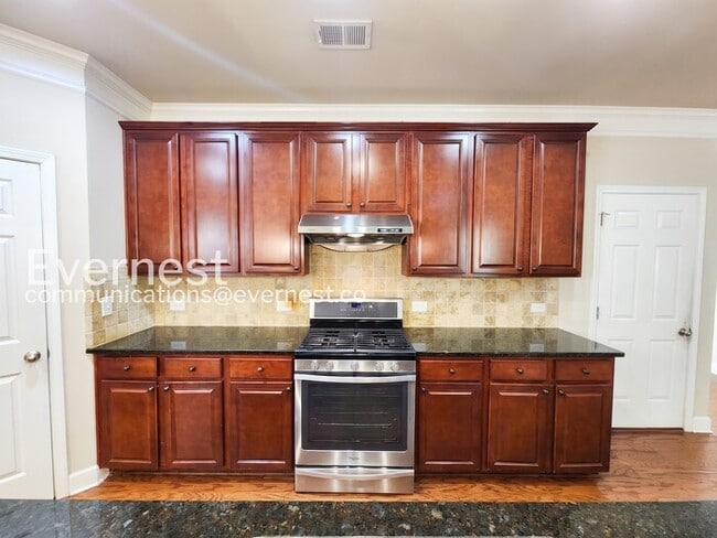Building Photo - 1656 Danbury Parc Pl