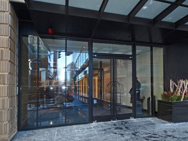 Foto del edificio - 580 Washington St
