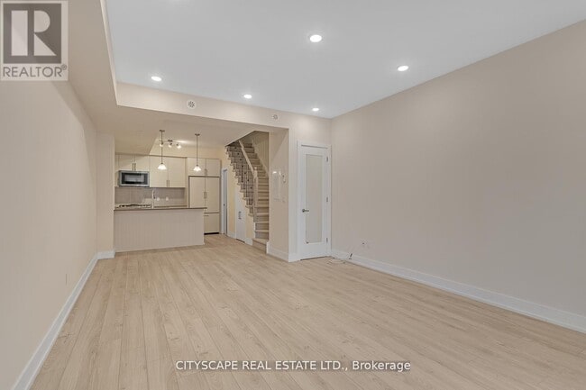 Building Photo - 3 Elsie Ln