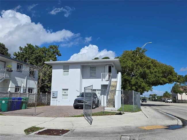 Photo - 1707 NW 68th Terrace House